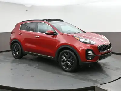 This 2022 Kia Sportage EX+ Features Apple CarPlay/ Android Auto, Backup Camera, Heated Steering Whee...