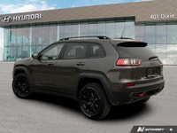 *Leather Seats, Cooled Seats, Navigation, 17-in Black Aluminum Wheels!* This Jeep Cherokee delivers... (image 2)