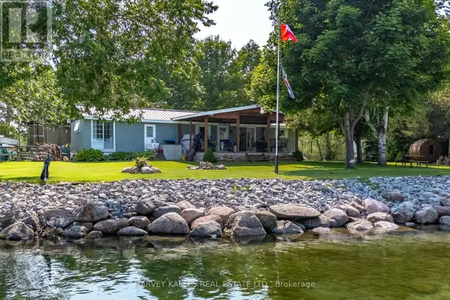 85 PIRATES COVE LANE Prince Edward County (South Marysburg Ward)62863315666819122