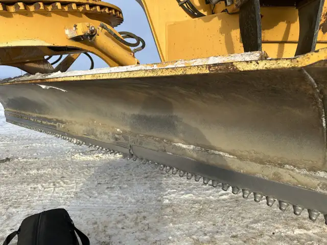 2007 Volvo G970 Grader with Front Plow & Snow-wing #11275 DP in Heavy Equipment in Edmonton - Image 15