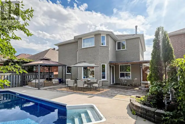 38 FELT CRESCENT Barrie (Bayshore), Ontario in Houses for Sale in Barrie - Image 2