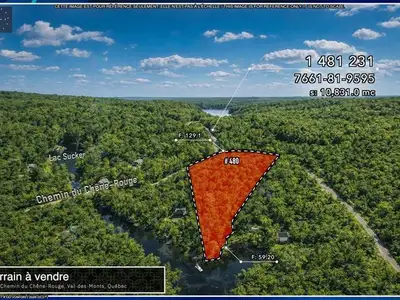 WATERFRONT / NAVIGUABLE. Don't miss this unique opportunity to acquire an exceptional property! Supe...