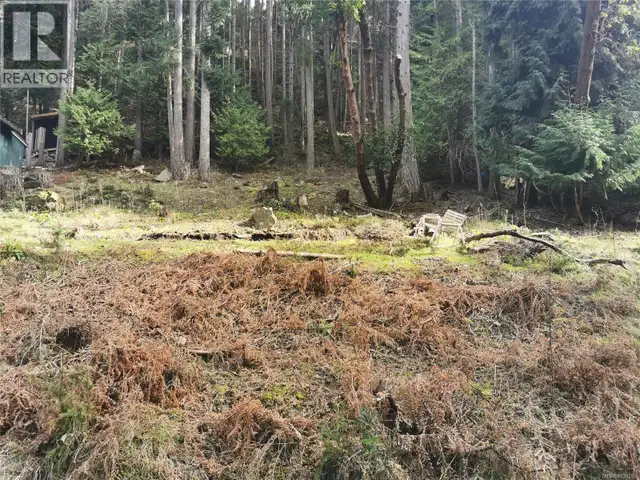 Lot 25 Wood Dale Dr Mayne Island, British Columbia in Land for Sale in Victoria - Image 3