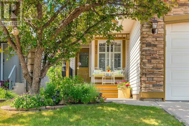 213 Douglas Glen Boulevard SE Calgary, Alberta62864758593411121