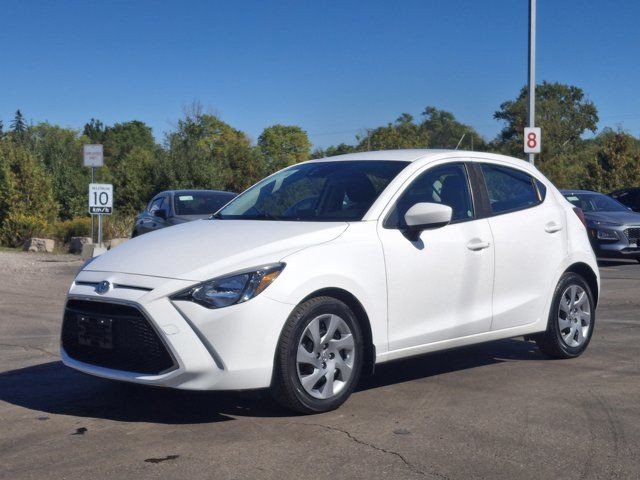 2020 Toyota Yaris Hatchback LE | Auto | Rear Camera | Bluetooth in Cars & Trucks in Guelph