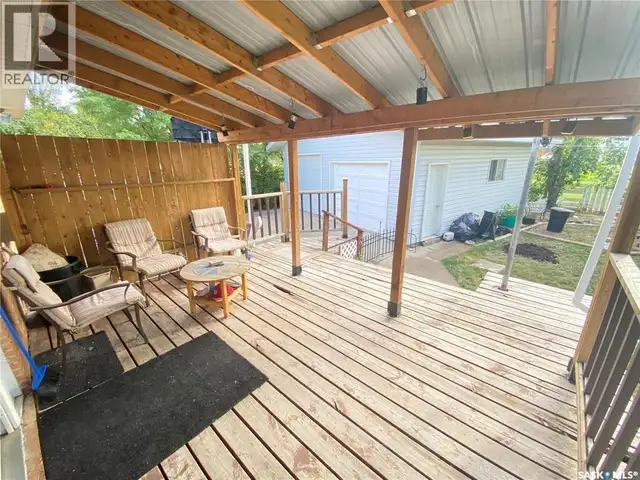 434 2nd STREET Weyburn, Saskatchewan in Houses for Sale in Regina - Image 3