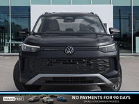 This Volkswagen Tiguan delivers a Intercooled Turbo Regular Unleaded I-4 2.0 L/121 engine powering t... (image 1)