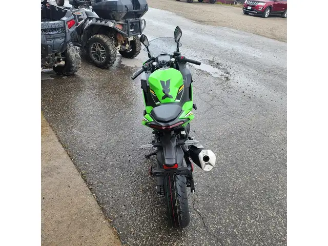 2025 Kawasaki Ninja 500 SE KRT Edition in Street, Cruisers & Choppers in Brantford - Image 7