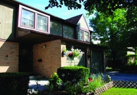 Waterford Townhomes for rent in Mississauga are within walking distance to Meadowvale Town Centre, s... (image 1)
