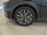 This used 2024 Nissan Kicks SV is a smart fit for city life in Dartmouth. Its black exterior gives i... (image 9)