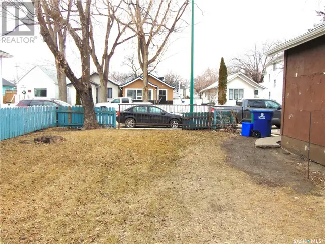 430 F AVENUE S Saskatoon, Saskatchewan in Land for Sale in Saskatoon - Image 7