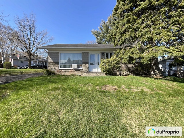 $334,900 - Bungalow for sale in Levis — photo 1
