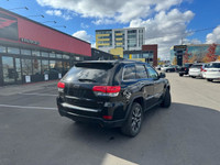 SUV ......... LIMITED PACKAGE ........ 3.6 LITER 6-CYLINDER ENGINE WITH 295 HP AND 260 LB-FT OF TORQ... (image 1)