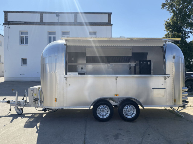 Concession Trailers food truck 15ft in Industrial Kitchen Supplies in Burnaby/New Westminster
