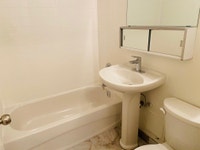 Viewings To schedule a viewing, please call 647-694-3951. 1516 Bathurst St. Toronto, ON M5P 3H3 Bath... (image 5)