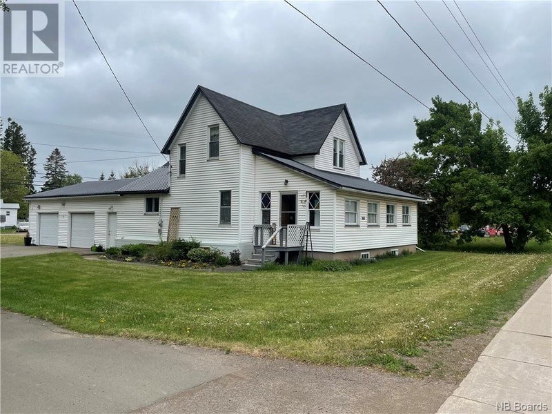 21 Cross St, Petitcodiac, NB E4Z 4G8 · Westmorland County