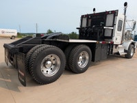 LOW HRS!! 2009 Kenworth T800 Tandem Winch Truck KMS: 545,942 HRS: 12,938 Work order include Complete... (image 5)