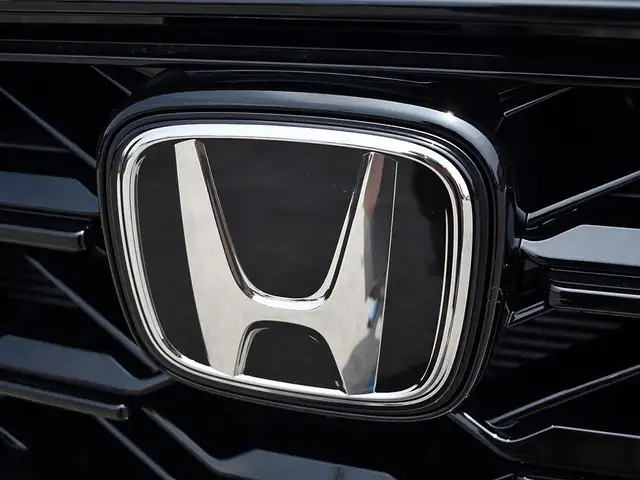 2026 Honda CR-V Hybrid EX-L HYBRID in Cars & Trucks in City of Toronto - Image 10