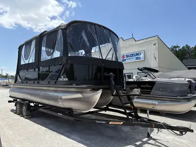 In Stock - 2023 Sunchaser Geneva 23 Sport SB Tritoon powered by a Yamaha VF150hp! Financing Availabl...