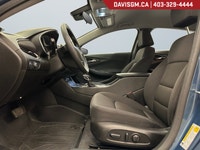 The 2025 Chevrolet Malibu 1LT blends sleek sedan styling, everyday comfort, and smart technology int... (image 9)