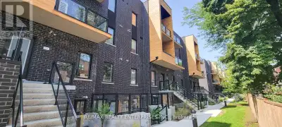 124 - 1145 JOURNEYMAN LANE Mississauga (Clarkson), Ontario