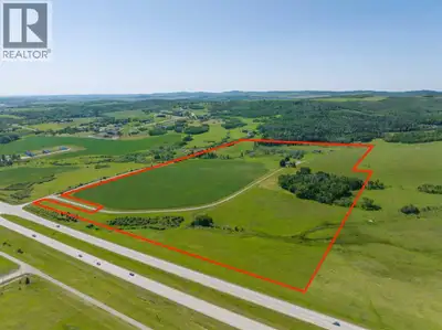 Over 80 ACRES OF PRIME AGRICULTURAL LAND!! Positioned between the MAJESTIC ROCKY MOUNTAINS and the v...