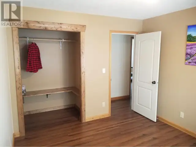 806 4TH AVENUE McBride, British Columbia in Houses for Sale in Quesnel - Image 11