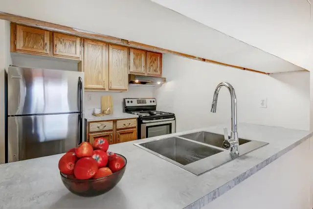 Boardwalk Centre - 2 Bedrooms + 2 Bathrooms Apartment for Rent in Long Term Rentals in Edmonton - Image 21
