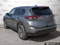 This Nissan Rogue boasts a Intercooled Turbo Regular Unleaded I-3 1.5 L/91 engine powering this Vari... (image 3)