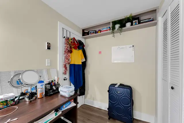 Photo 18