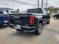 Recent Arrival! Onyx Black 2022 GMC Sierra 1500 Limited AT4 For Sale, Bridgewater 4WD 10-Speed Autom... (image 5)