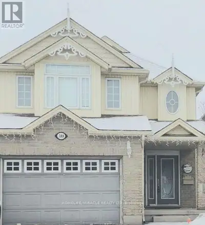 Detached beautiful house with open concept with 3 Bedrooms and 3 washrooms. shopping plazas, grocery...