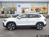 This 2025 Volkswagen Taos Comfortline, with a mere 12,750 kilometers, offers a harmonious blend of r... (image 1)