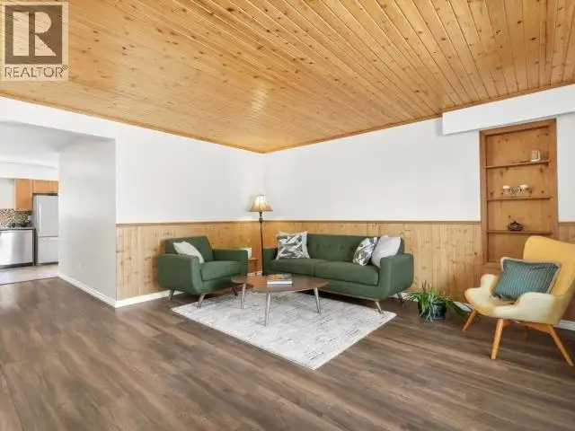 1717 HICKORY STREET Whitehorse, Yukon in Houses for Sale in Whitehorse - Image 10