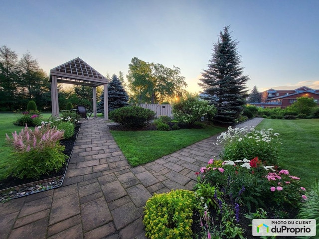 $335,000 - Condominium for sale in Granby — photo 2