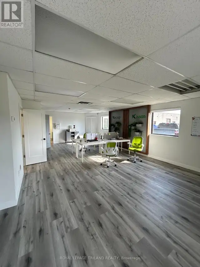 156 NEWBOLD COURT London South (South Z), Ontario in Commercial & Office Space for Rent in London - Image 3