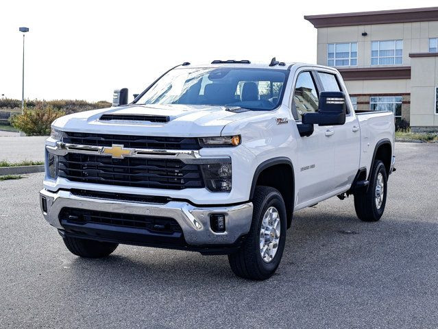 2025 Chevrolet Silverado 3500HD LT in Cars & Trucks in Strathcona County - Image 4