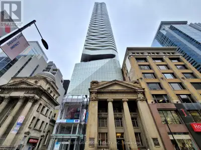 Experience upscale downtown living at the iconic Massey Tower. This bright and functional studio uni...