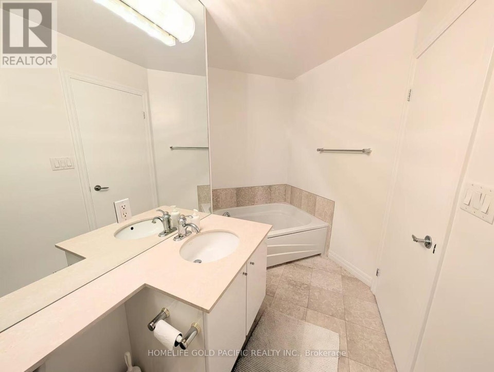 2102 - 300 BLOOR STREET E Toronto (Rosedale-Moore Park), Ontario 5