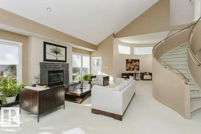 11 WELLINGTON CR NW Edmonton, Alberta in Houses for Sale in Edmonton - Image 14