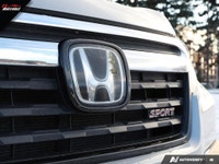 Welcome to 11 Motors. JUST IN! PRICED TO SELL - CLEAN CARFAX NO ACCIDENTS - DEALER MAINTAINED 3.5-li... (image 8)