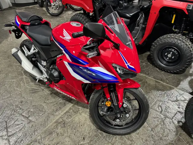 CBR500R ABS in Street, Cruisers & Choppers in Edmonton - Image 3