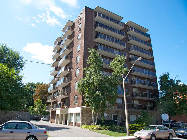 1 BEDROOM - with balcony - available May 1st in Long Term Rentals in Hamilton - Image 2
