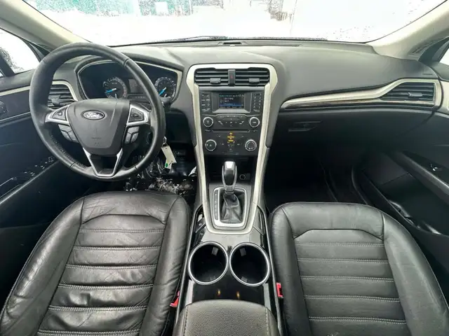 2013 Ford Fusion AWD / CUIR / TOIT OUVRANT / BANC CHAUFFANT / FI in Cars & Trucks in Longueuil / South Shore - Image 17