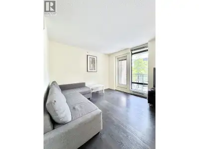 Incredible location with steps to skytrain and Richmond Centre FEATURING: - Steps to Richmond Centre...