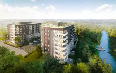 Superbe condo avec terrasse privée sur toit vert! Située près de la rivière la tortue avec accès dir...