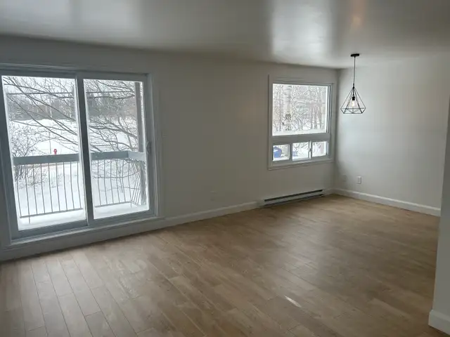 Charny, 4½ pour le 1er juillet 2026, 3e étage in Long Term Rentals in Lévis - Image 3