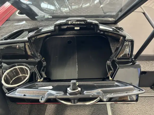 2026 Legend 17 XT Sport Package in Powerboats & Motorboats in Sudbury - Image 17