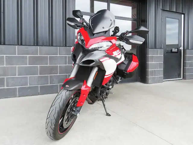 2014 Ducati Multistrada 1200 S Pikes Peak in Sport Touring in Cambridge - Image 5