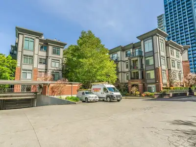Welcome to this bright and spacious 2-bedroom corner unit at D'Cor, in the heart of Surrey Central....